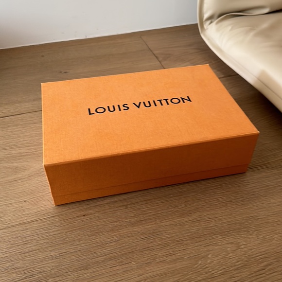 Louis Vuitton Box - Picture 2 of 2